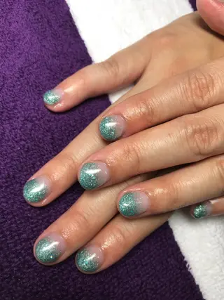 ネイル ネイルサロンハピーナ自宅サロン所属・金沢 未緒のネイルデザイン