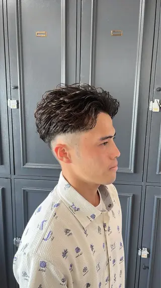 ショート パーマ メンズ Log所属・甲斐 匠悟のヘアスタイル