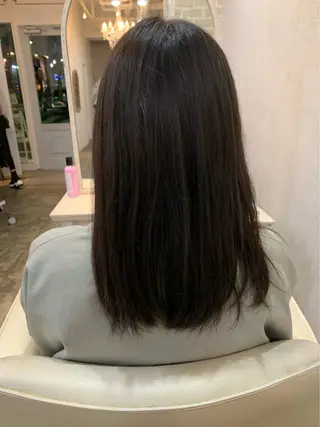 ロング カラー 山﨑彩乃 🫧 縮毛矯正のヘアスタイル