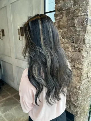 ロング 【Hwyl】ヒュイル八王子【髪質改善】所属・✨髪質改善✨艶髪✨ MARIのヘアスタイル