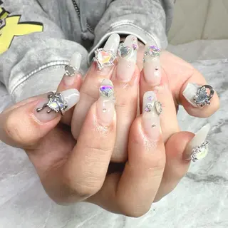 ネイル Lily nailのネイルデザイン