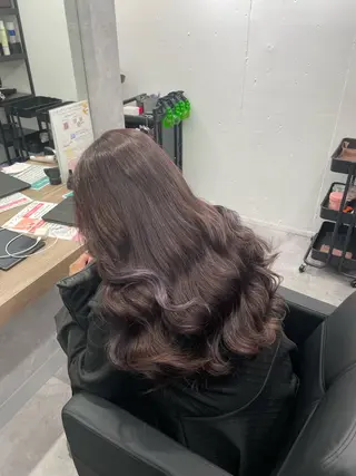 ロング カラー Nail &Beauty by UNO伊勢原所属・COCO .のヘアスタイル
