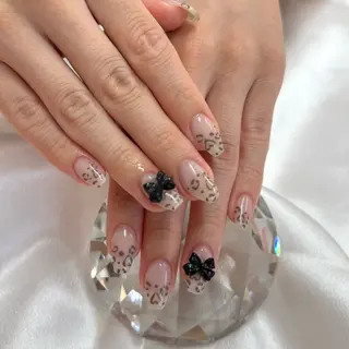 カラー NAILSALON LUNON 獨協大学前駅店所属・LUNON 獨協大学前駅店のネイルデザイン
