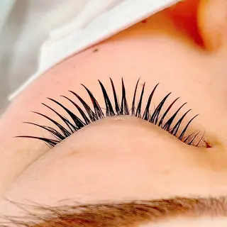 マツエク・マツパ BellFlower Aki(眉・まつげ)のマツエク・マツパデザイン