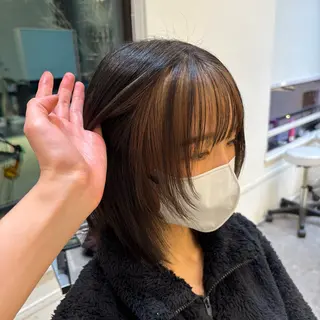 カラー GISELA サリナのヘアスタイル