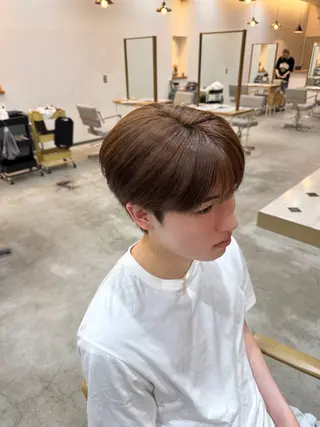 カラー 上田 莉那のヘアスタイル
