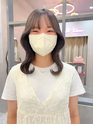 ミディアム カラー ヘアアレンジ ARIA💎縮毛矯正 ブリーチ💎複雑履歴のヘアスタイル