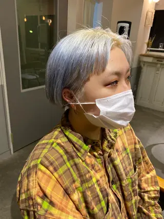ショート カラー カワダ リュウセイのヘアスタイル