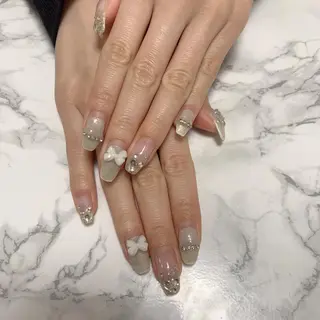 ネイル はな💎ネイル ワンホン、長さ出しのネイルデザイン