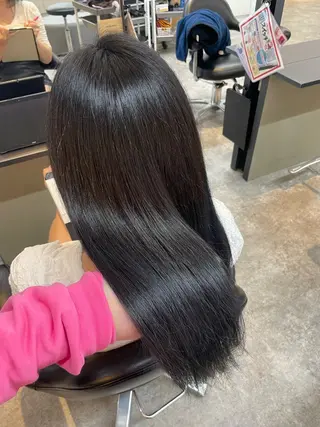 セミロング 柳田 光のヘアスタイル