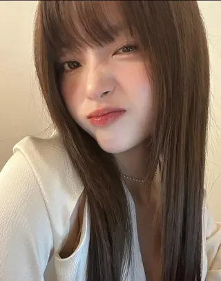 ロング カラー 莉乃/縮毛矯正/髪質 改善/艶カラーのヘアスタイル