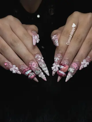 ネイル CoMo Nail Studio所属・CoMo Nailのネイルデザイン