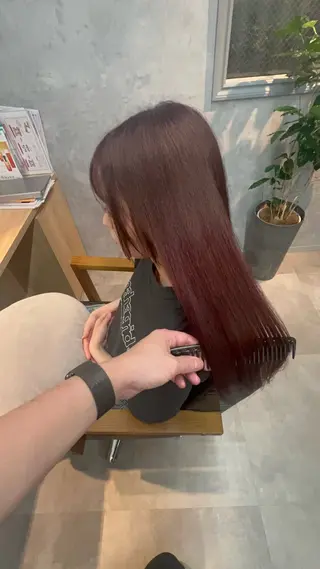 ロング motoトップカラー リスト/ブリーチカラのヘアスタイル