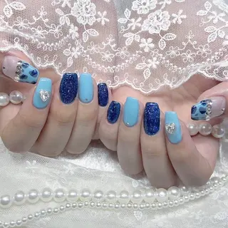 ネイル Kanako 💫のネイルデザイン