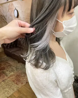 ショート カラー 遠藤 拓馬のヘアスタイル