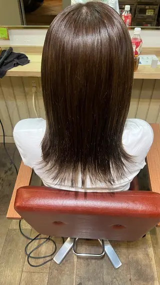カラー 黒滝 真歩のヘアスタイル