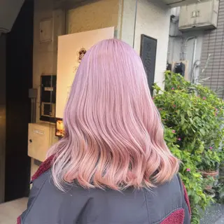 ミディアム カラー 艶髪/ハイトーン/ ヘアセット/モエノのヘアスタイル