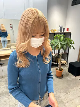 セミロング ior北千住【イオール】所属・YU(ハイトーン/ ブリーチカラー)のヘアスタイル