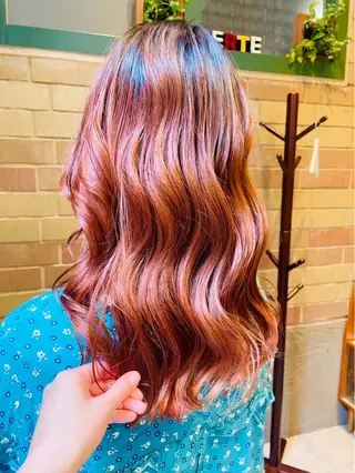 ロング カラー hair make ERTE所属・ヘアーメイクエルテ 六甲アイランド　宮田のヘアスタイル