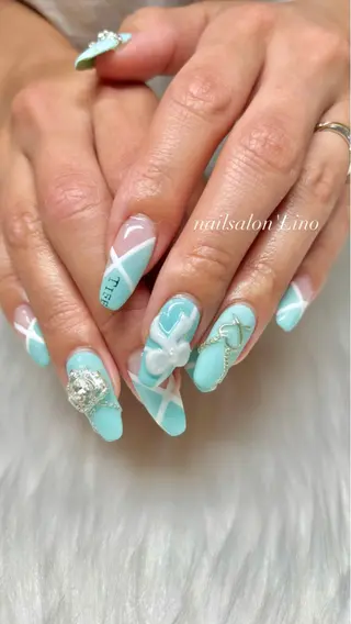 ネイル Lino𓂃⟡.· Chizuruのネイルデザイン