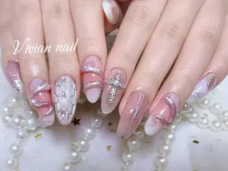 ネイル VIVIAN リサのネイルデザイン