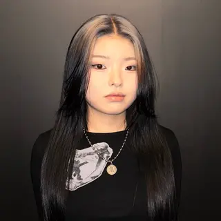 ロング JE SUIS HEUREUSE所属・ニュアンスヘア ★リョウカ★のヘアスタイル