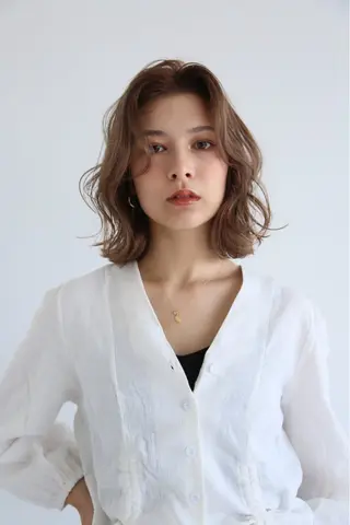 ミディアム パーマ ナガミネアリサ/ 学芸大学/海外ヘアのヘアスタイル