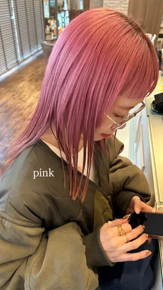 ミディアム カラー ヘアアレンジ noel/sylph ヘアとまつぱと眉のヘアスタイル