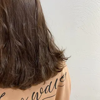 ミディアム カラー Lome'所属・✨ブリーチマスター✨ オクヤマヨウスケのヘアスタイル