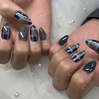 ネイル tener 🖤yua🖤のネイルデザイン