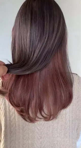 セミロング FERIA桃山台🍑 𝕄𝕖𝕘𝕦のヘアスタイル