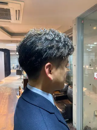 メンズ RYUSEI/メンズ パーマ/レイヤーのヘアスタイル