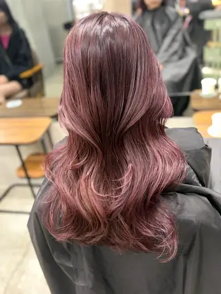 ロング maya レイヤーカットのヘアスタイル