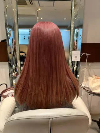 ロング カラー コテ巻き風パーマ 藤澤　知彌のヘアスタイル