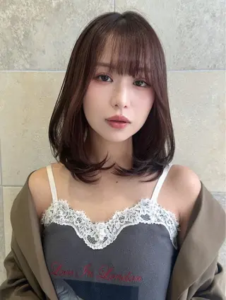 ミディアム カラー ベージュ/インナー カラー🤍Rieのヘアスタイル