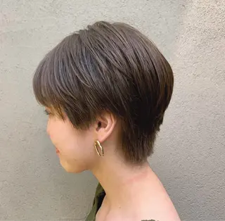 ショート カラー IT by ALBUMあいりのヘアスタイル