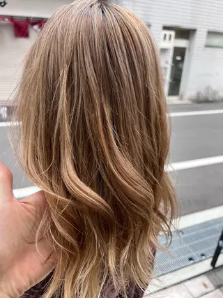 セミロング カラー 💎エクステ専門店 BIZE梅田🇰🇷のヘアスタイル
