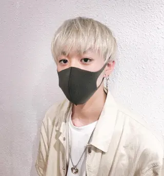 ショート merci JUNKIのヘアスタイル