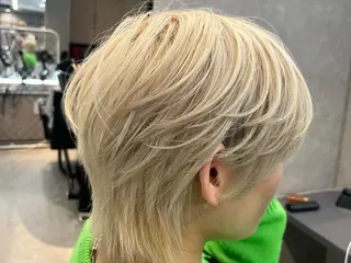 カラー メンズ 三木 郁人のヘアスタイル