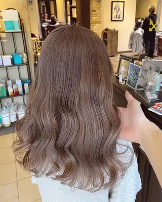 ロング 🧡ミルクティー/ レイヤー🧡ショウナのヘアスタイル