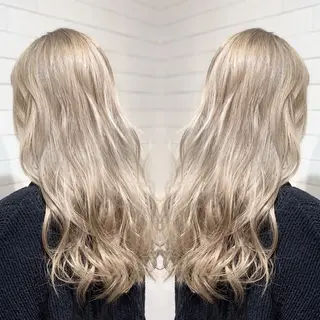 セミロング カラー ヘアアレンジ 髪質改善×ハイトーン 中田啄也のヘアスタイル