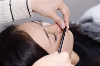 アイブロウ スリアン所属・Souriante (スリアン)の眉毛・アイブロウイメージ