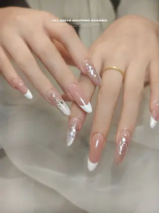 ネイル 🌈 Laule'aのネイルデザイン