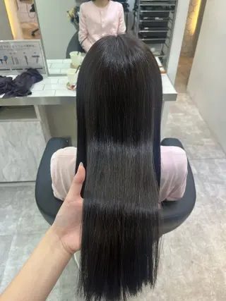 ロング トリウミ カホのヘアスタイル