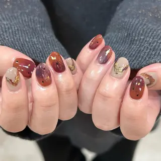 ネイル shio ♡ 10・11月受付中のネイルデザイン