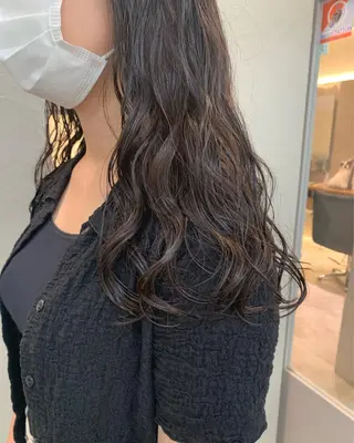ロング パーマ 🫧韓国ヘア 透明感 カラー🫧福田 楓のヘアスタイル