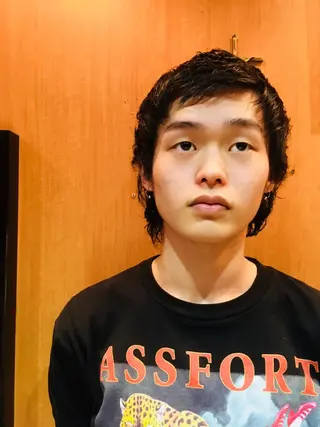 ショート メンズ Drei.B.(ドライヴ)所属・ヨシダ アズサのヘアスタイル