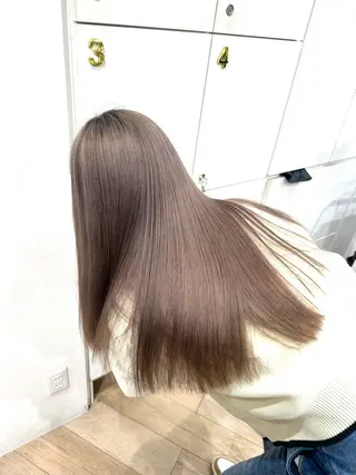 ロング 💛NOZOMI💛 ハイトーンカラーのヘアスタイル