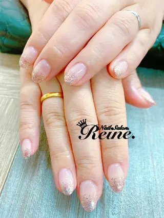 ネイル Nailsalon Reine所属・玉栄 伶奈のネイルデザイン