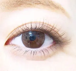 マツエク・マツパ 篠宮 琴音(店長)のネイルデザイン